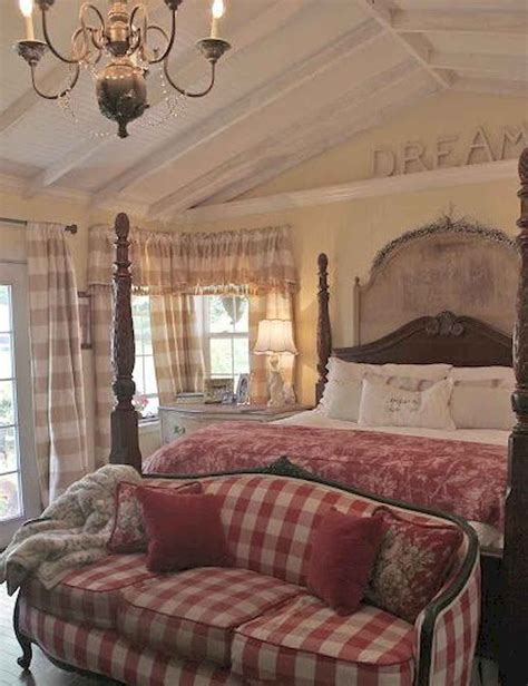 55 Simply French Country Bedroom Decorating Ideas | French country decorating bedroom, French ...