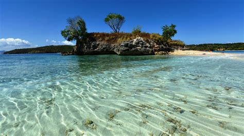 Southern Lombok Pink Beach Snorkeling Tour