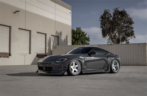 Nissan Z Wide Body Kit – STREETHUNTER DESIGNS