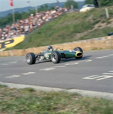 Lotus 49 Ford Cosworth DFV - Diário Motorsport