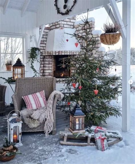 Have A Magical Christmas: 80 Decorating Ideas For Holiday Cheer