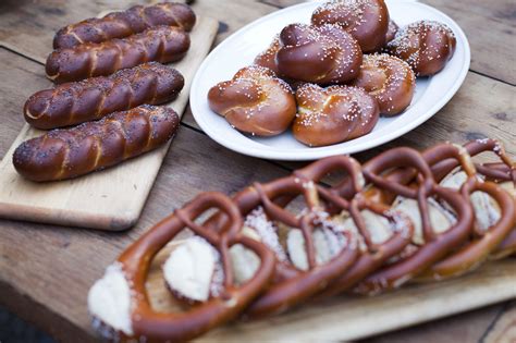 Bavarian-Style Soft Pretzels (Laugenbrezeln) - Dining and Cooking