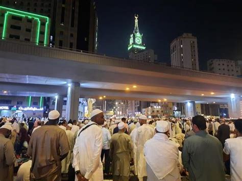 Makkah Night Stock Photos, Images and Backgrounds for Free Download