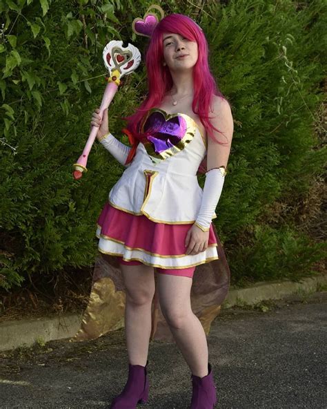 Lolirock Iris | Cosplay outfits, Princess cosplay, Complete costume