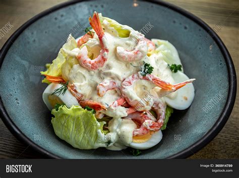 Roman Lettuce Salad Image & Photo (Free Trial) | Bigstock