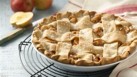 Classic Apple Pie recipe from Betty Crocker