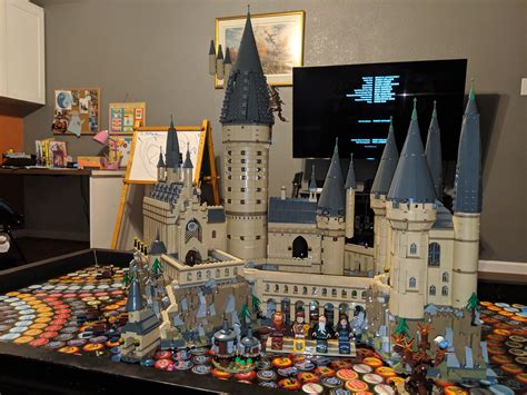 Took 12 days but I finally finished the Lego Hogwarts Castle. : r/harrypotter