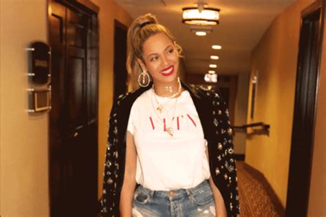 How Beyoncé Styled Sandals from this Up-and-Coming Designer – Footwear News