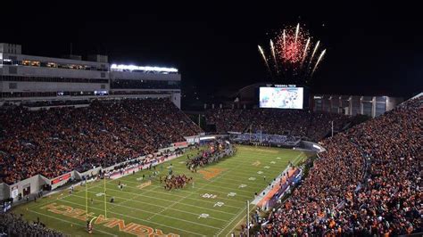 Lane Stadium expected to be at full capacity : r/CFB