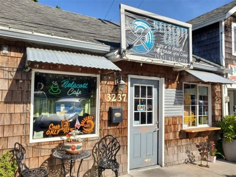 This Cozy Coastal Cafe Has Cinnamon Rolls Made From Scratch to Die For