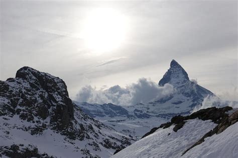 Premium Photo | Switzerland matterhorn