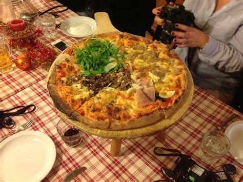 Best Pizza in Rome Food Walking Tour with Local Guide, Rome tours ...