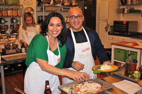 Couples Cooking Classes: Fun Couples Cooking Classes