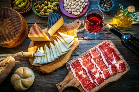 Madrid Food: 13 BEST Foods To Eat In Madrid (2024 Guide)