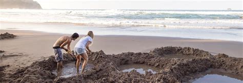 Hot Water Beach in the The Coromandel | 100% Pure New Zealand