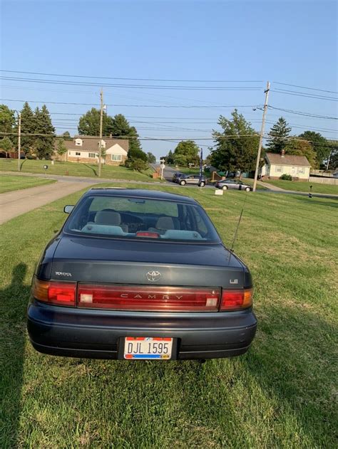 1992 Toyota Camry Sedan Blue FWD Automatic LE for sale - Toyota Camry ...