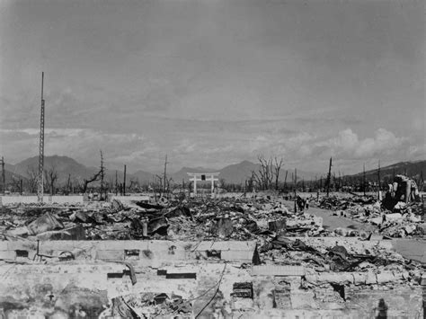 El infierno que desató la bomba atómica, en imágenes: las 20 fotos más escalofriantes de ...