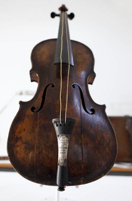 The story of the Titanic violin is unbelievable and emotional - Classic FM