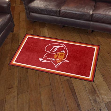 Tampa Bay Buccaneers 3' X 5' Retro Bucco Bruce Ultra Plush Area Rug ...