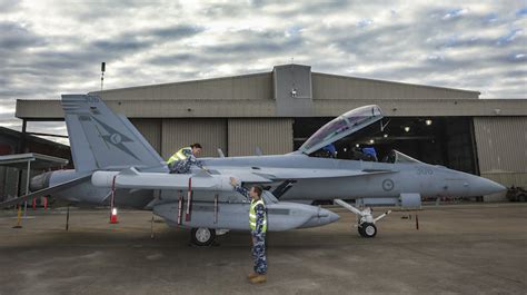 Amberley welcomes full RAAF Growler fleet - Australian Aviation