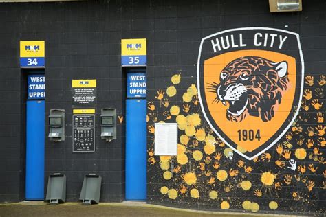 Hull City sack Liam Rosenior after missing Championship play-offs ...