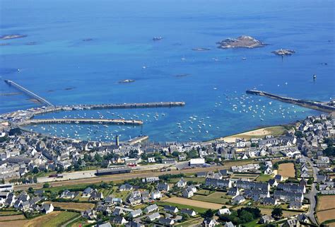 Roscoff Marina in Roscoff, Brittany, France - Marina Reviews - Phone ...