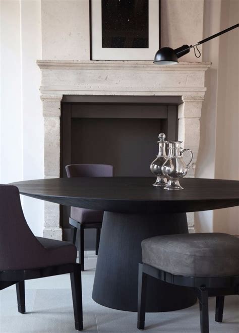 Fall In Love With These Season Dining Tables | Modern Dining Tables | Black round dining table ...