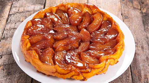 How To Make Tarte Tatin | Recipe - Rachael Ray Show