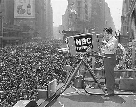 May 8, 1945…Victory In Europe Day, Times Square – Eyes Of A Generation ...