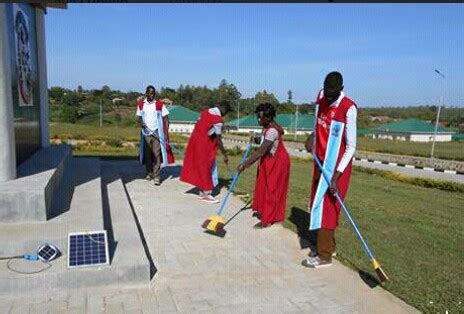 Muni University at three: students, staff clean campus in celebration ...