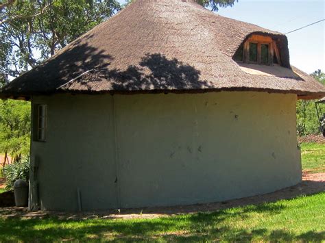 Rondawel,building,round,roof,thatched - free image from needpix.com