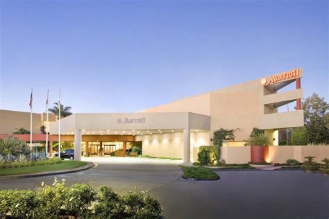 Ventura Beach Marriott Hotel (Ventura (CA)) - Deals, Photos & Reviews