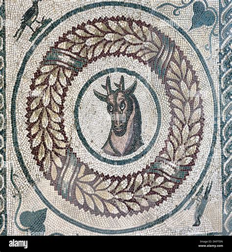 Roman floor mosaic, Villa Romana del Casale, Piazza Armerina, Sicily Stock Photo: 63798385 - Alamy