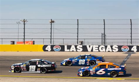 Behind the scenes: The Bullring at Las Vegas Motor Speedway in photos - ARCA