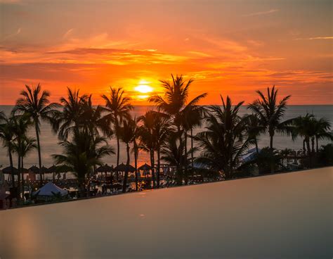 Puerto Vallarta sunset | Another obligatory sunset photo, th… | Flickr