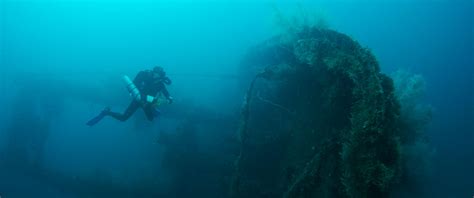 Wreck Diving in Malapascua - Evolution Diving Resort