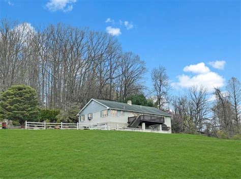 3745 Fire Ln, Lower Saucon Township, PA 18015 - MLS 693381 - Coldwell Banker