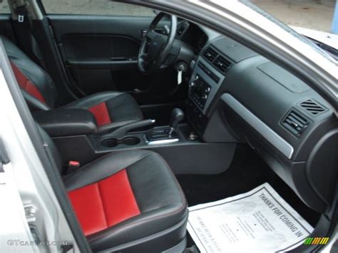 Charcoal Black/Red Interior 2008 Ford Fusion SE Photo #53658286 | GTCarLot.com