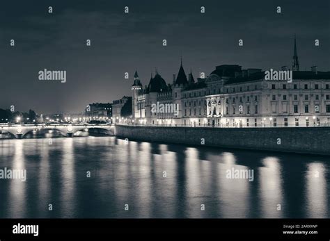 River Seine and bridge at night in Paris, France Stock Photo - Alamy