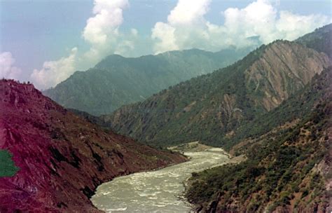 The Mighty Chenab |Search Kashmir