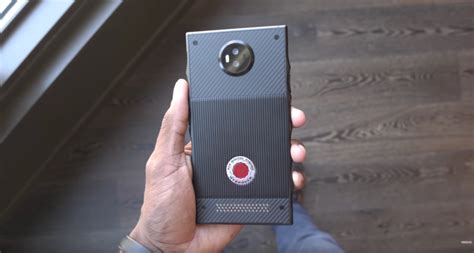 Red Hydrogen phone gets a video preview: It’s big—very big | Ars Technica