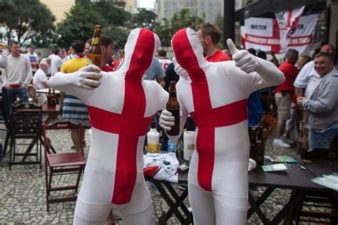 The Craziest World Cup Fans - ABC News