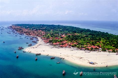 Mandangin Island - Madura - Indonesia | Indonesia, Petualangan, Pulau