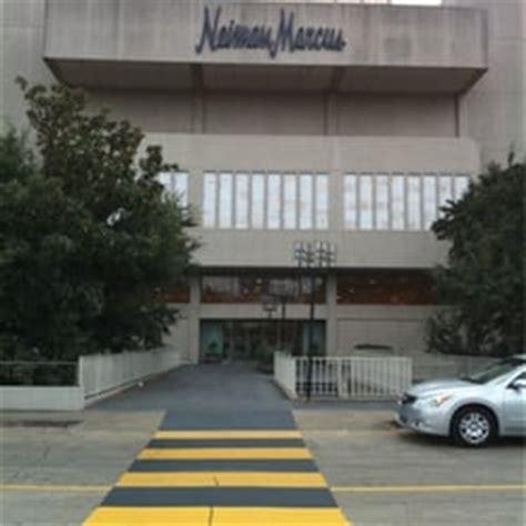 Neiman Marcus - Women's Clothing - Houston, TX - Yelp