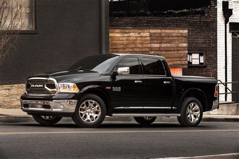 2015 Dodge Ram 1500 Laramie Limited - HD Pictures @ carsinvasion.com