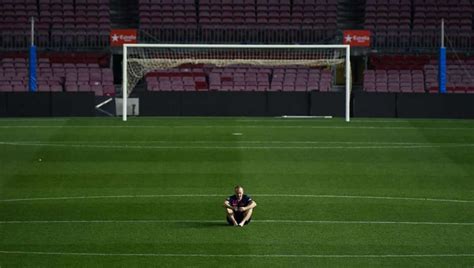 Andres Iniesta Lifts Lid on Famous Final Moments Alone on Camp Nou Turf ...