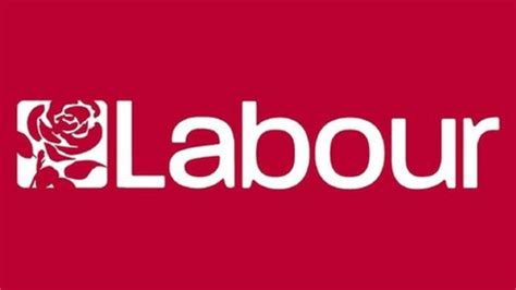 Labour suspend Manchester wards over membership issues - BBC News