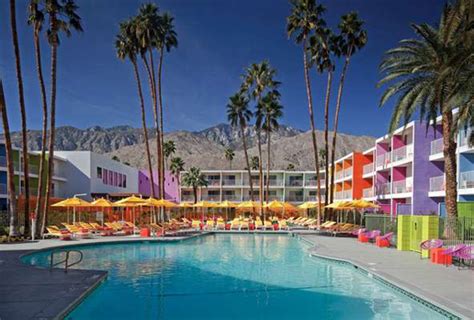 PALM SPRINGS :: The Saguaro Hotel