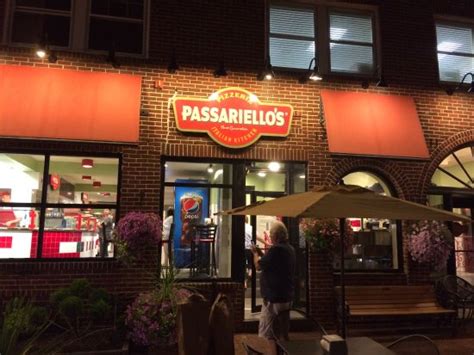 PASSARIELLO'S PIZZERIA & ITALIAN KITCHEN, Moorestown - Restaurant ...