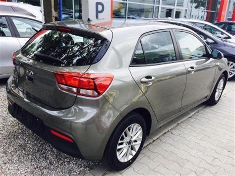 Sprzedany Kia Rio III 1.4 100km 6MT L U., używany 2017, km 10 w Warszawa, mazowie...